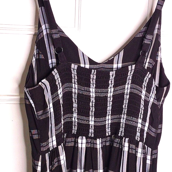 Womens medium length plaid dress - Picture 14 of 14